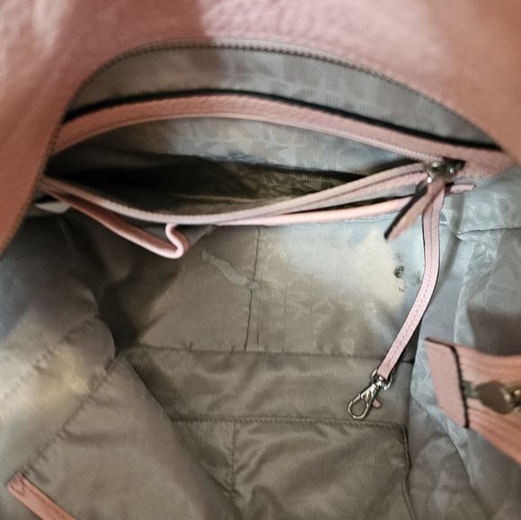 Michael Kors Shoulder Bag (Purse) - Picture 4 of 8